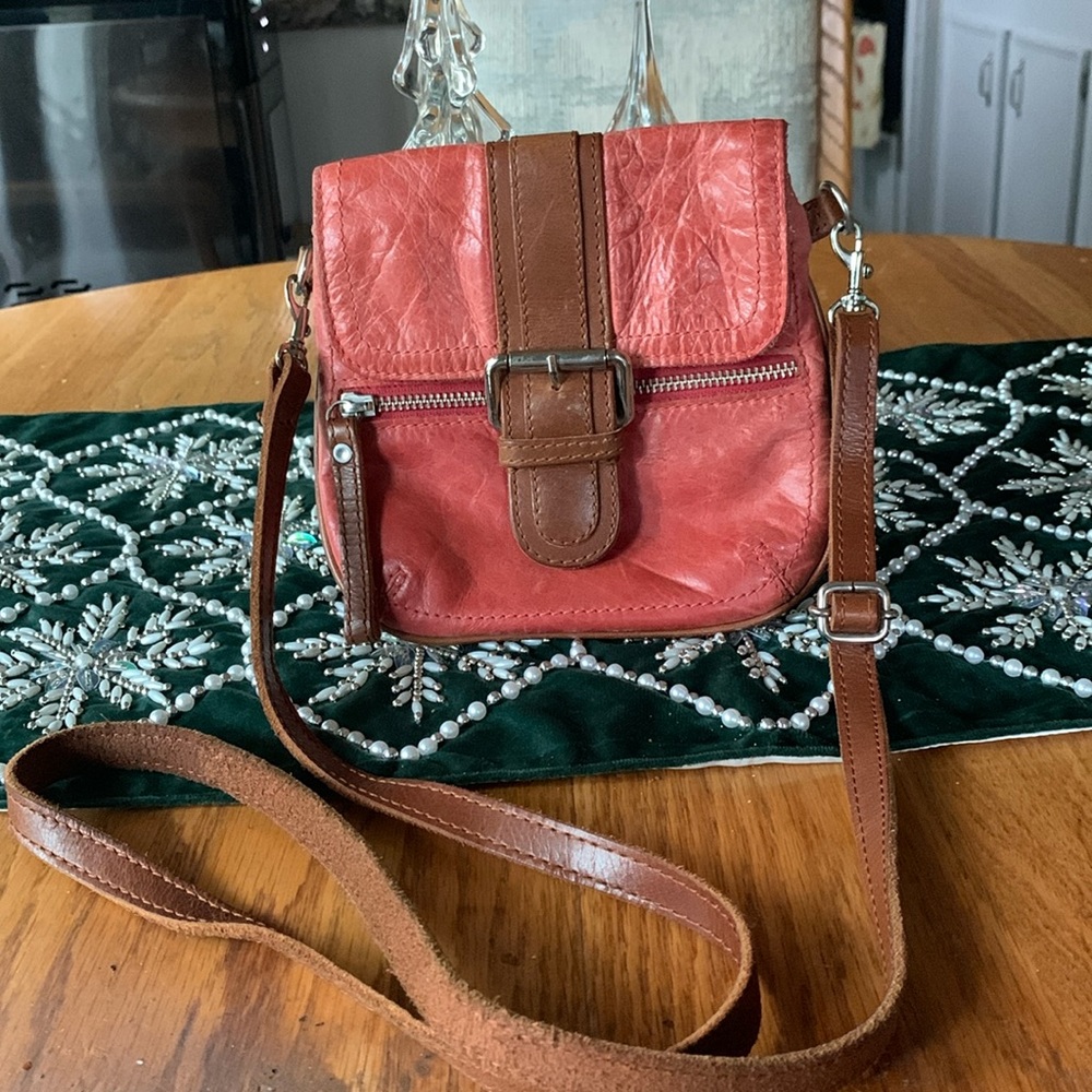 Tano Leather Crossbody Bag
